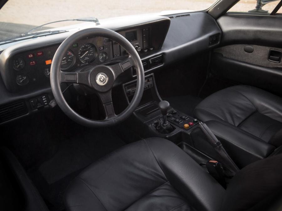 Торпедо BMW M1 Procar AHG 1979 года  (фото 37 из 40)